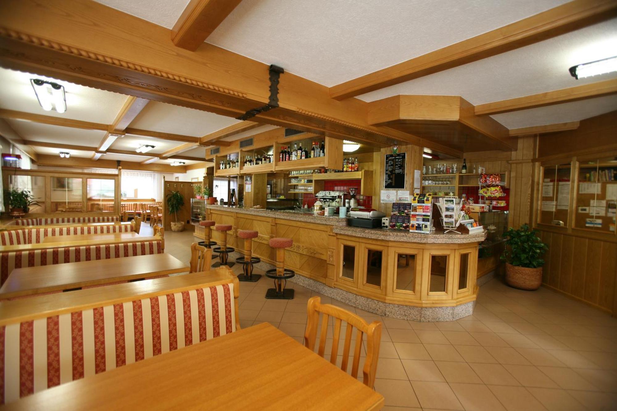 Hotel Sella Ronda Serenella Campitello di Fassa Kültér fotó