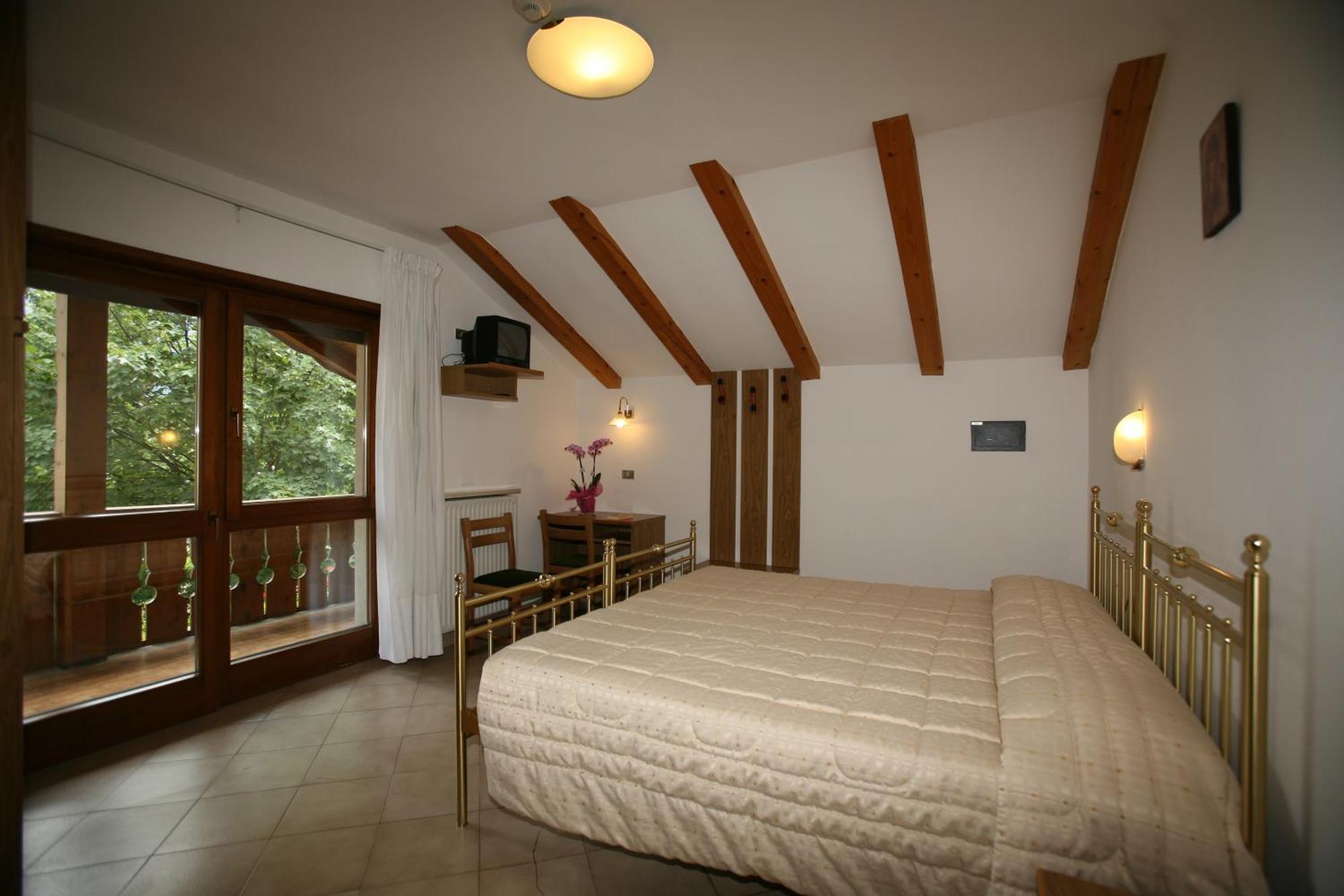 Hotel Sella Ronda Serenella Campitello di Fassa Kültér fotó